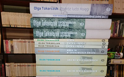 Olga Tokarczuk i nowe nabytki książkowe w Bibliotece w Margoninie