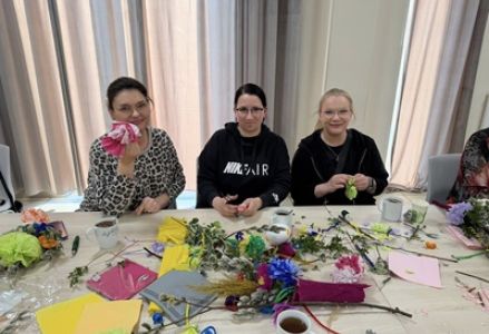 2026.03.31 - Warsztaty wielkanocne w bibliotece w Lipinach